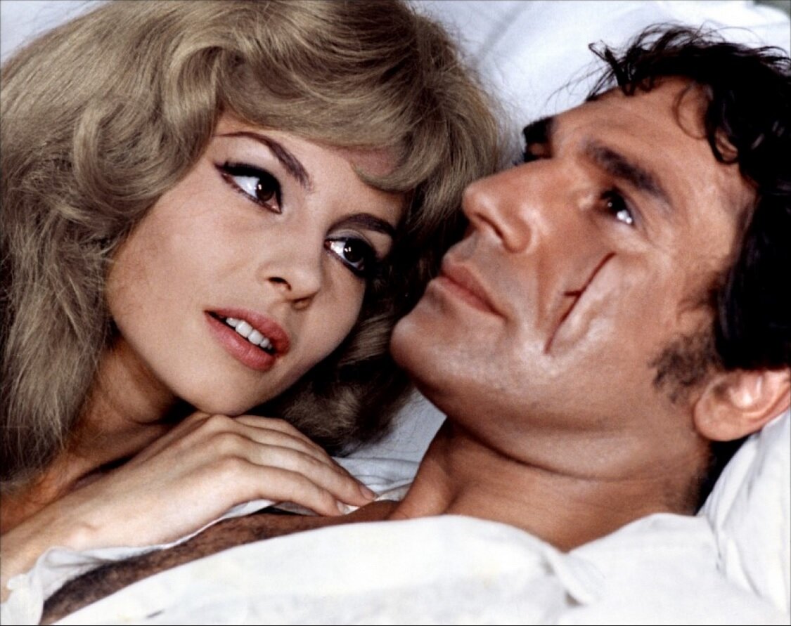 кадр из фильма Анжелика