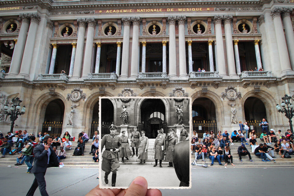 Адольф Гитлер на Place de l'Opera в Париже