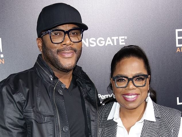 Тайлер Перри и Опра Уинфри. Фото из сети Интернет