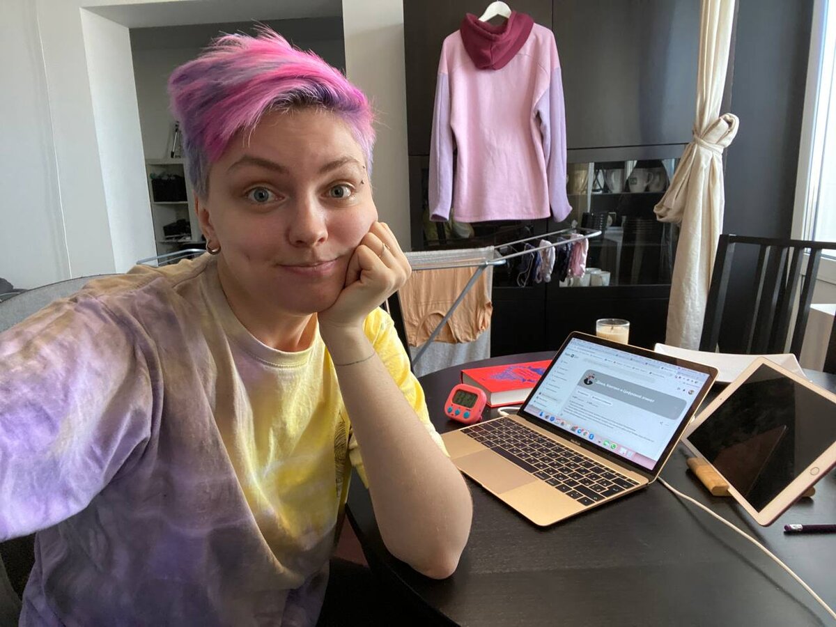 Рабочее место мое выглядит так)))