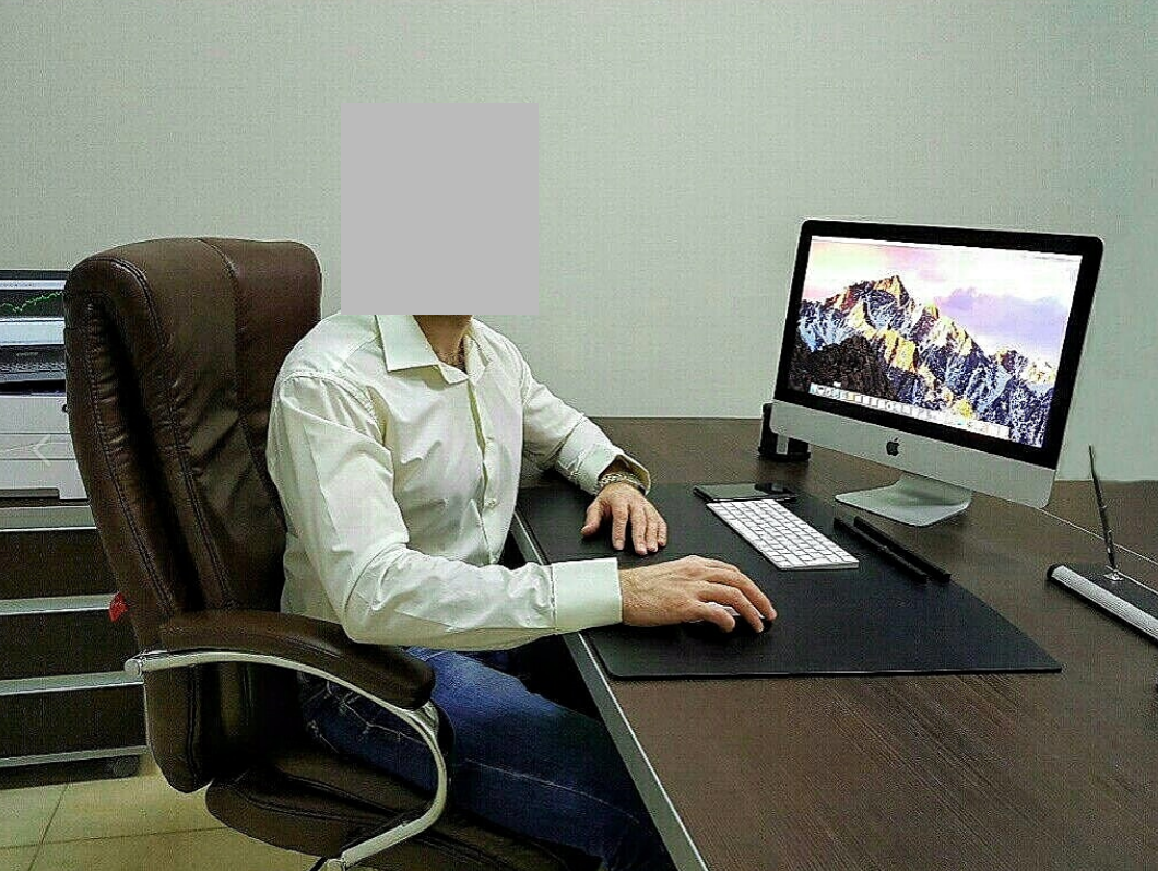 Вот при помощи таких фотографий нужно звать в сетевой бизнес, обязательно ставя в подписи в пример Трампа и Роберта Кийосаки