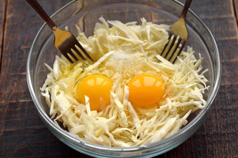 Капуста с яйцом рецепт с фото Ужин из капусты и яиц Рецепты салатов и вкусняшек Дзен
