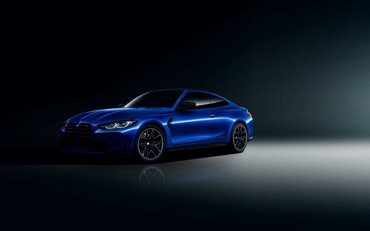 BMW m4 Black Blue