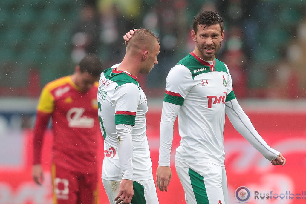 Дмитрий Баринов и Фёдор Смолов. Источник: https://www.rusfootball.info/pliga/1146585397-lokomotiv-arsenal-fotootchet-vstrechi.html