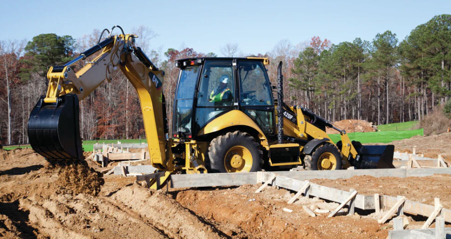 Разработка грунта экскаватором