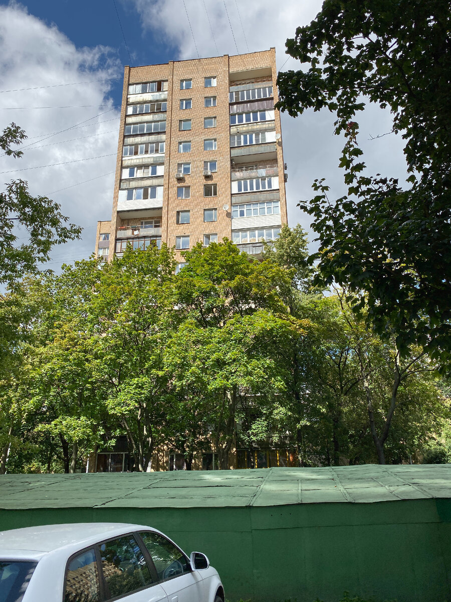 Фото автора блога Дно Мещанства, башня Вулыха