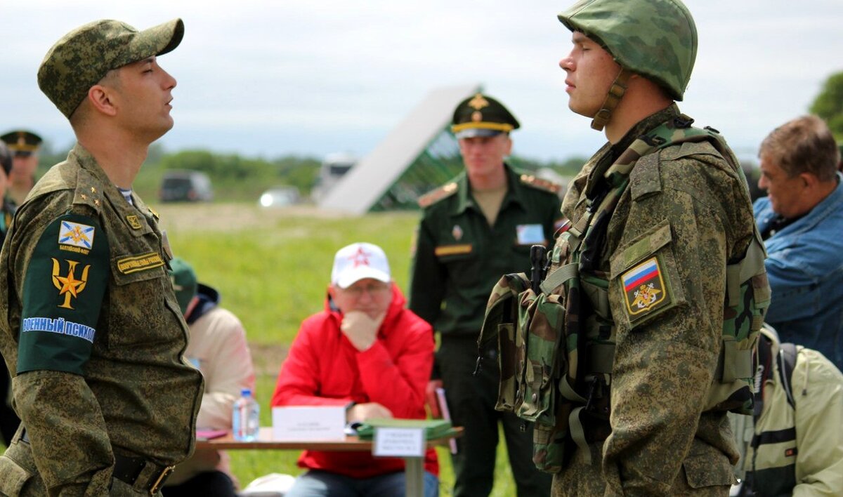 Военнослужащих вооруженных сил. Военный психолог. Психологическая подготовка военнослужащих. Военный психолог форма. Психологическая подготовка военных.