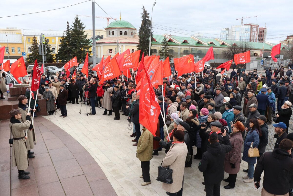 Октябрьская революция день празднования. С праздником Октябрьской революции 7 ноября. С праздником Великой Октябрьской социалистической революции. С праздником Великой Октябрьской социалистической революции 7 ноября. День социалистической революции 7 ноября.