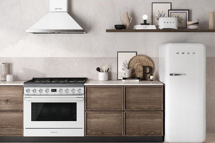 Ретро-холодильник Смэг