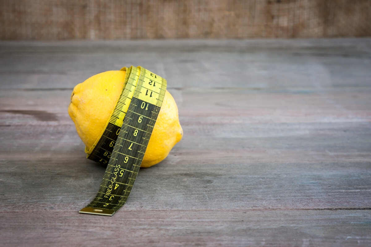 💛🤍💙Польза лимонной воды при похудении: как и когда правильно пить