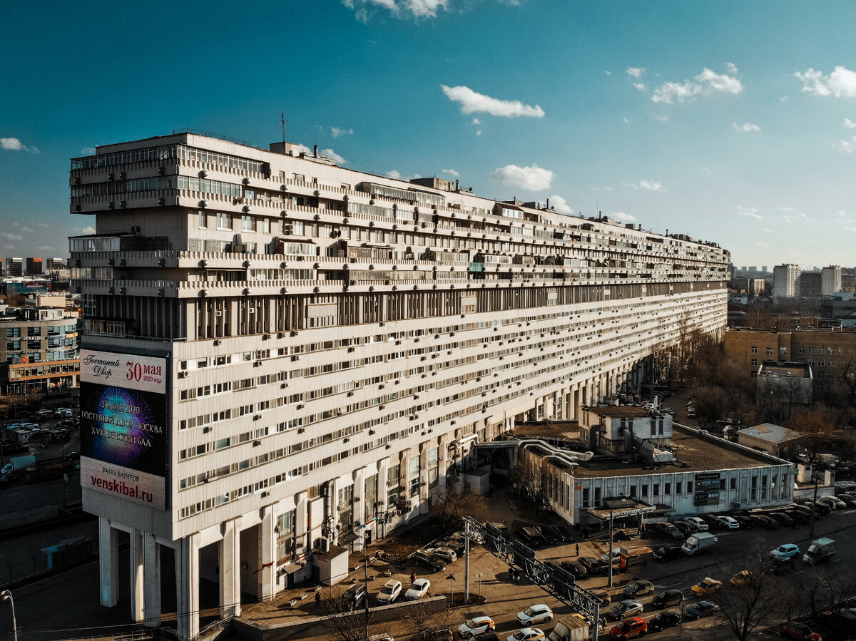 Как выглядит дом корабль в москве