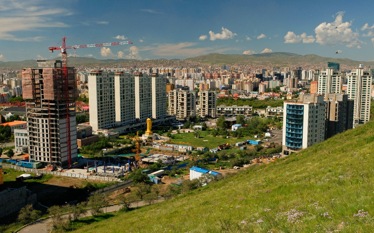 Какой город столица монголии. Улан Батор столица. Монголия столица Улан Батор. Монголия Улан Батор окраины. Столица Монголии 2022.