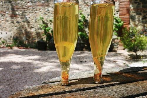 Осадок в петнатах. Фото из http://www.alltheswirl.com/blog/hwle59j3dfkhcwlln9l6cmlmaccnec