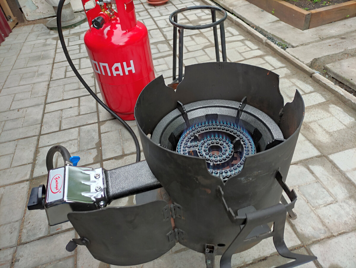 Газова горелка "Умница" в работе.