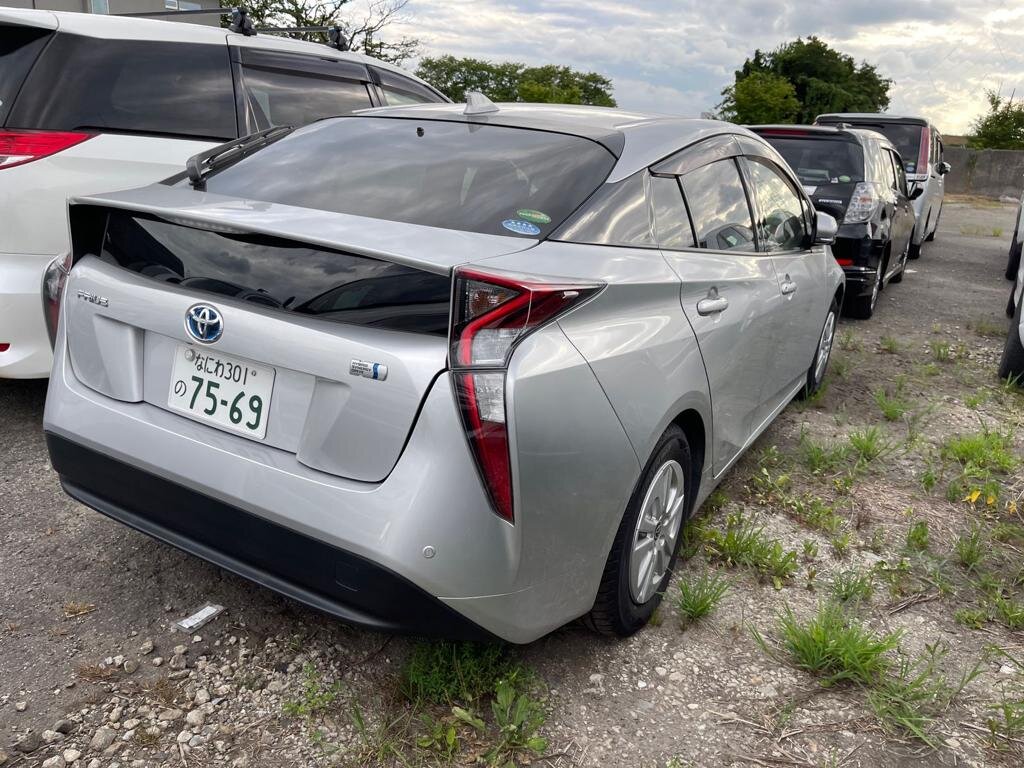 Toyota Prius 50: оценка 4,5 балла, пробег 76 000 км. Угадаете, сколько  стоит?)) | Авто из Японии | Дзен