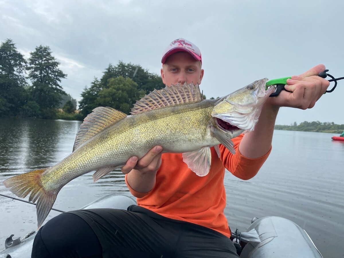 Напарник с трофеем