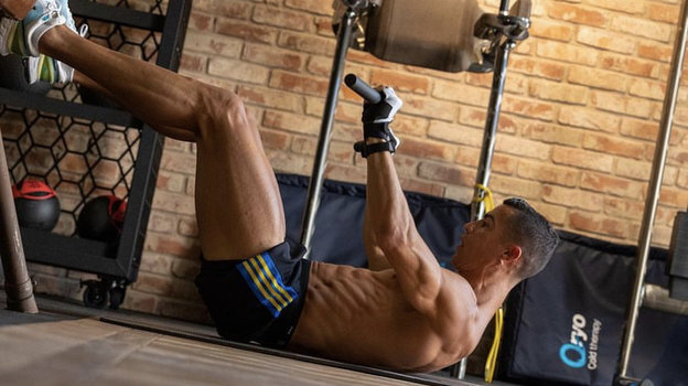     Тренировки Криштиану Роналду.