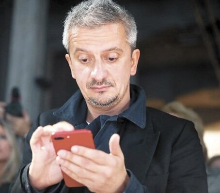 Константин Богомолов