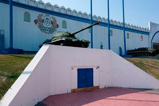 Ворота подземной дороги из Кремля