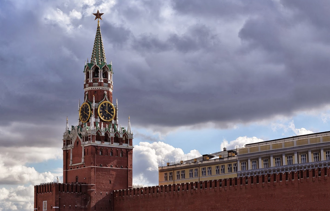 Спасская башня Московского Кремля. Источник: hodimbrodim.ru