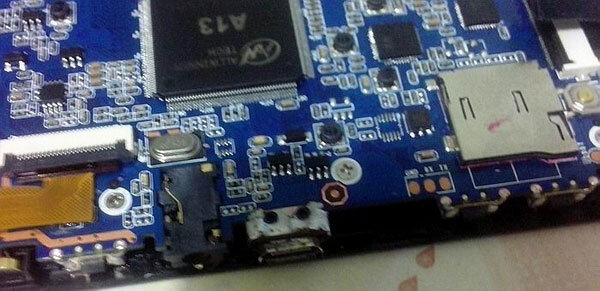 уже установленный и закрепленный разъем