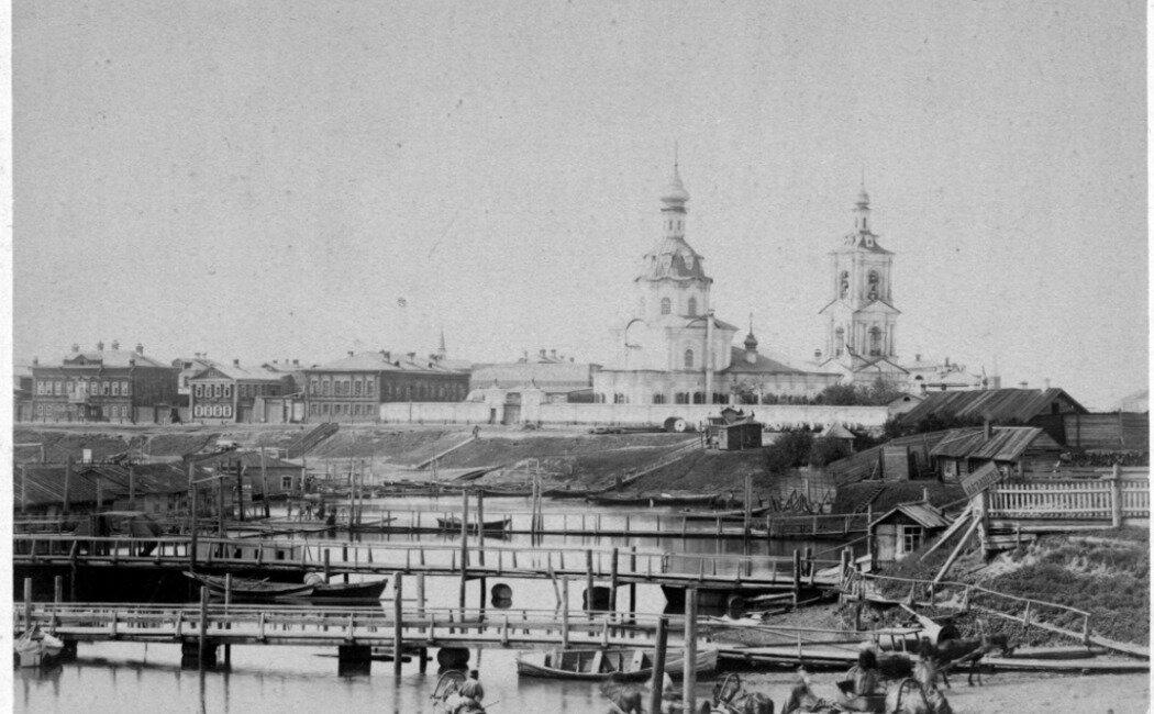 Вид на церковь Четырех евангелистов, 1890-е годы