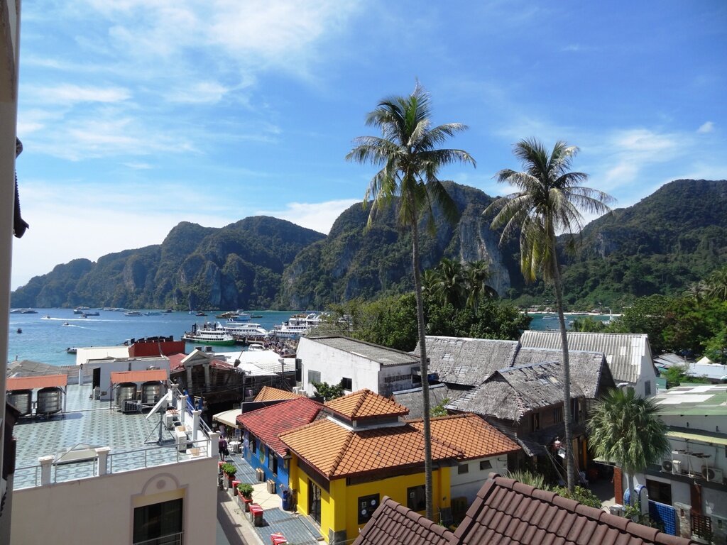 Фото из личного архива. Хороший вид из номера - это редкость в Тайланде