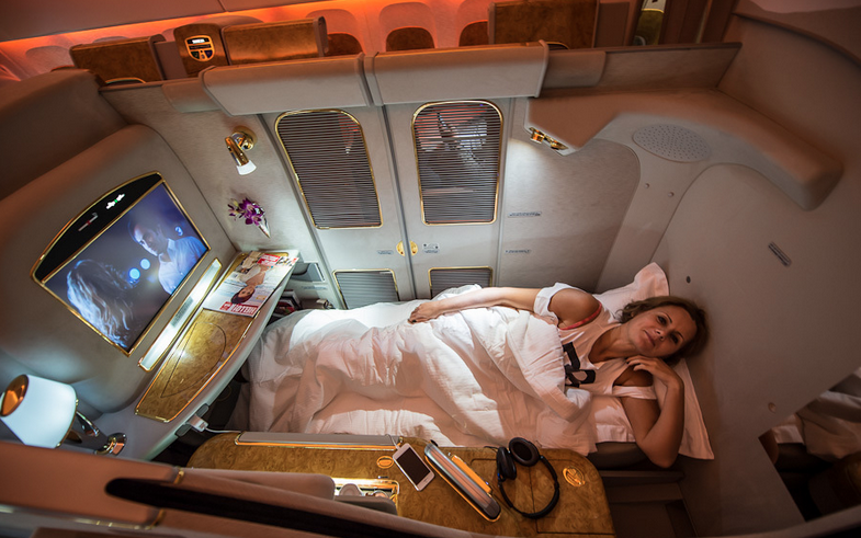 Первый класс Emirates. Как летают и что едят пассажиры за 300 000 рублей