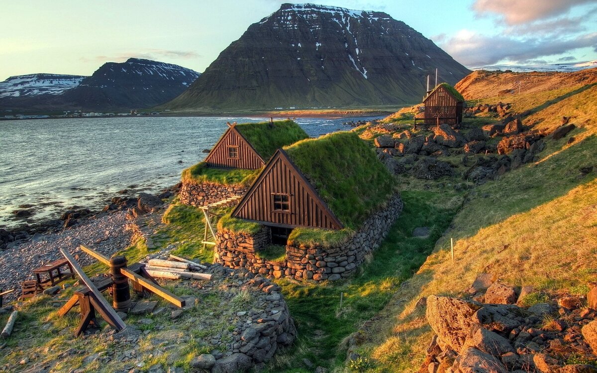 Исландия, деревня.