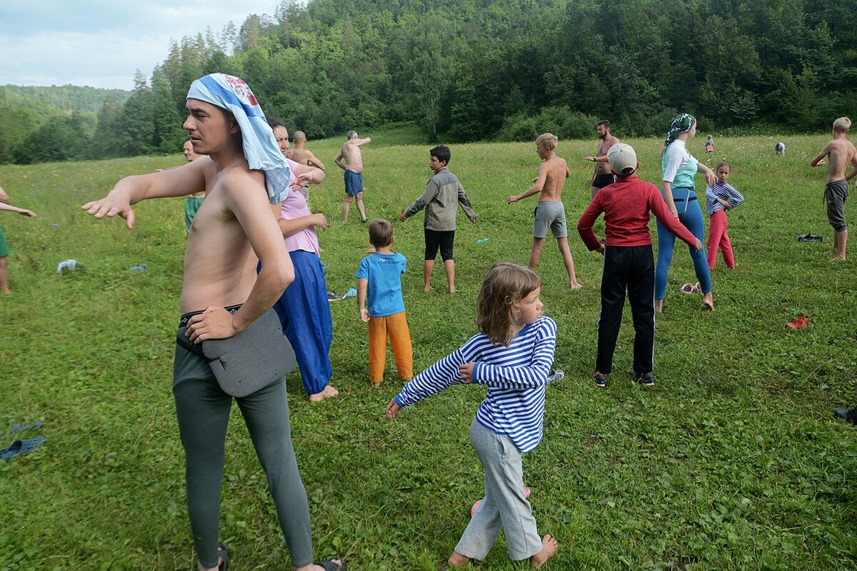Утро начинается с зарядки!