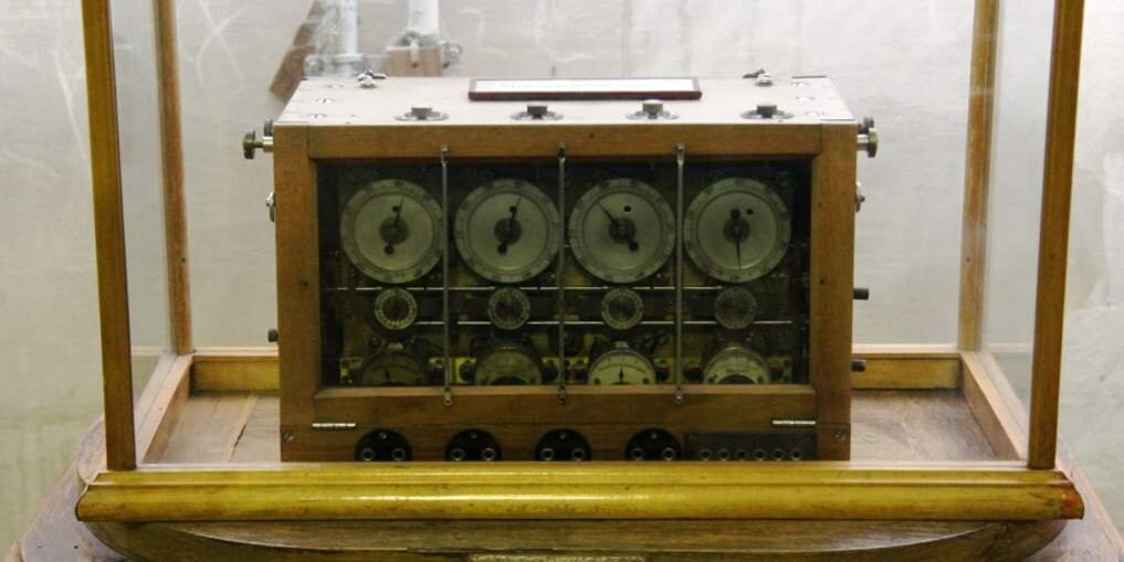 Регистрирующий прибор системы штабс-капитана Н. А. Бенуа