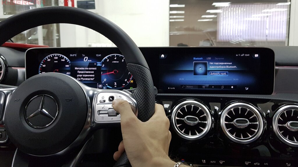 
Переключаемся штатной кнопкой на руле