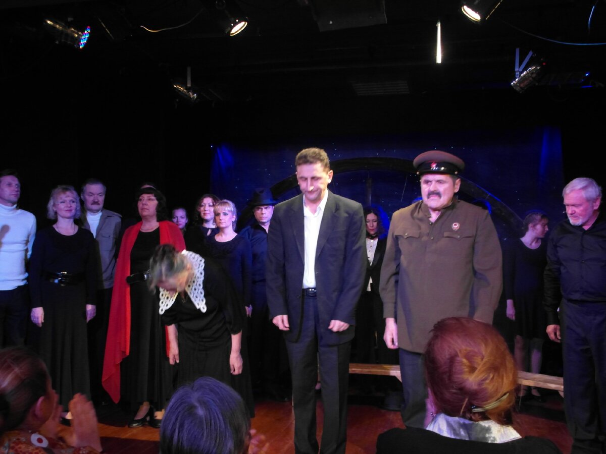 Актёры театра "Глас".