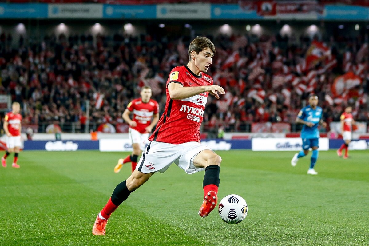 Новости спорта футбол рфпл трансферы. Зелимхан Бакаев сборная России. Валерий Гладилин Спартак. Спартак Химки 2021. Матчи Спартака.