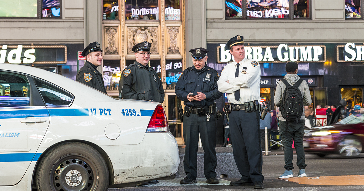 Автор статьи: Оксана Мосеева, разобралась в зарубежных законах