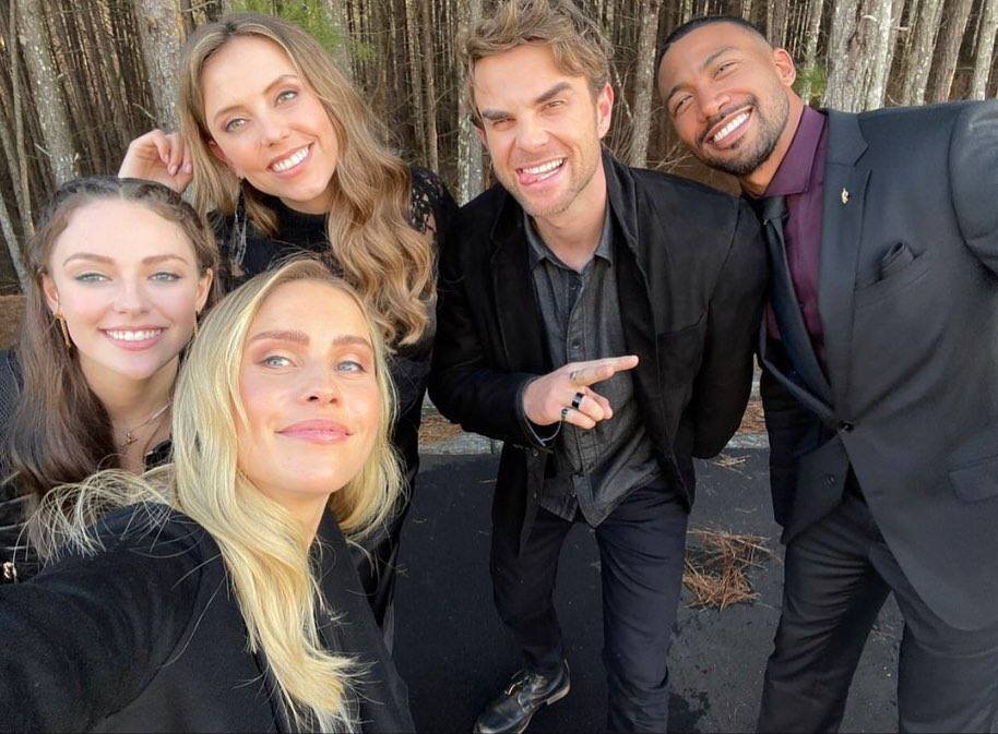 Кадр со съемок 4×15 Наследия