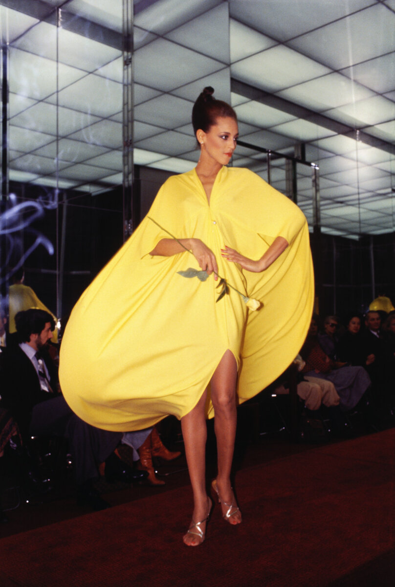 Фото с показа одной из ярких и неординарных коллекций