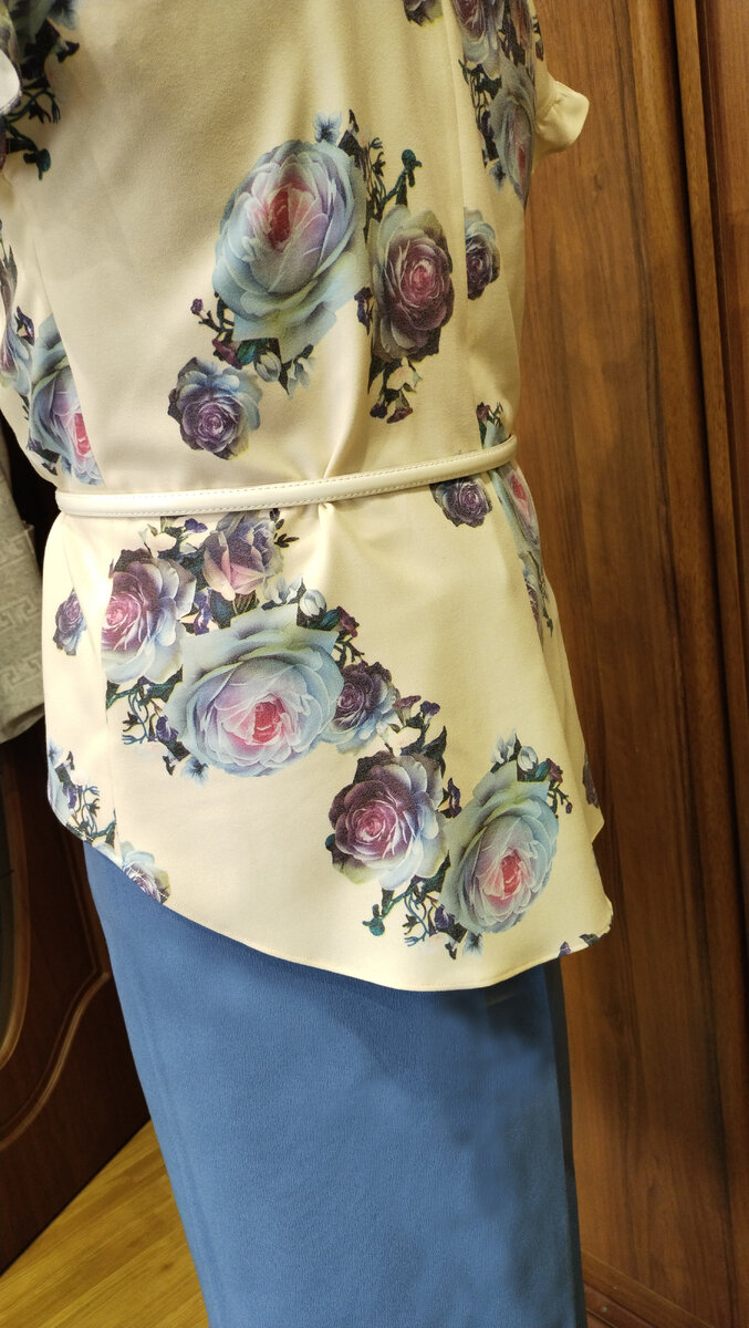 Вит сбоку. Спереди короче