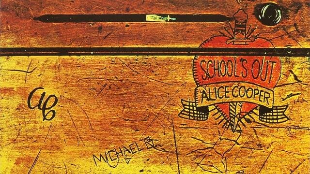 Обложка "School's Out" Alice Cooper. Фото из открытых источников