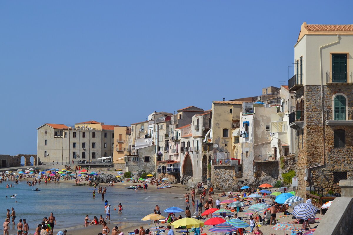 Пляж Чефалу