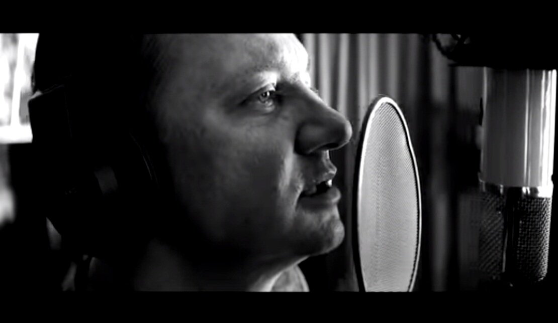 Кадр из видео "Best Part of Me"