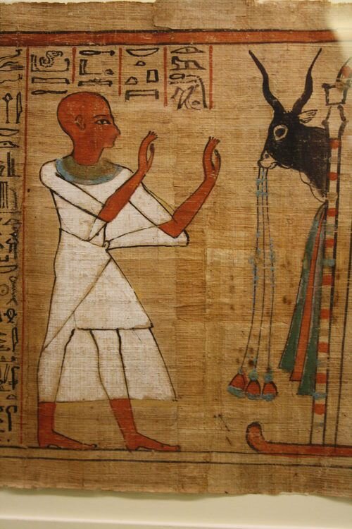 A detail from the Book of the Dead of Aaneru from Thebes, Third Intermediate Period, XXI Dynasty, 1070-946 BCE. (Egyptian Museum, Turin)   (Священник. Фрагмент из Книги Мертвых")(https://www.ancient.eu/)