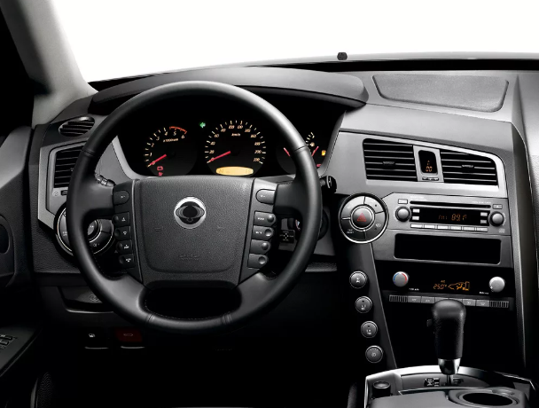 SsangYong Kyron салон