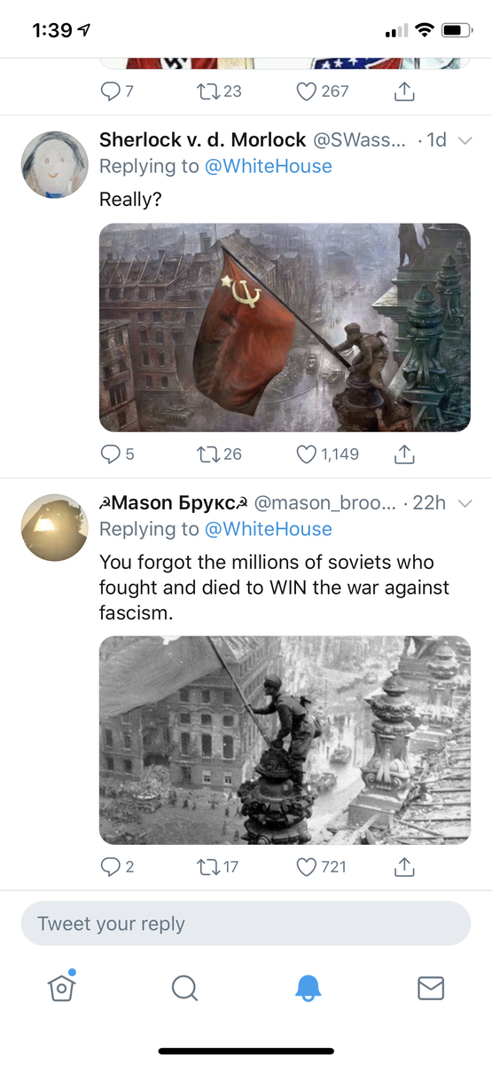 Комментарии под твитом. "Че поправде?"; "Ты забыл о миллионах советских солдат которые сражались и  умерли что бы победить во Второй Мировой Войне против фашистов."