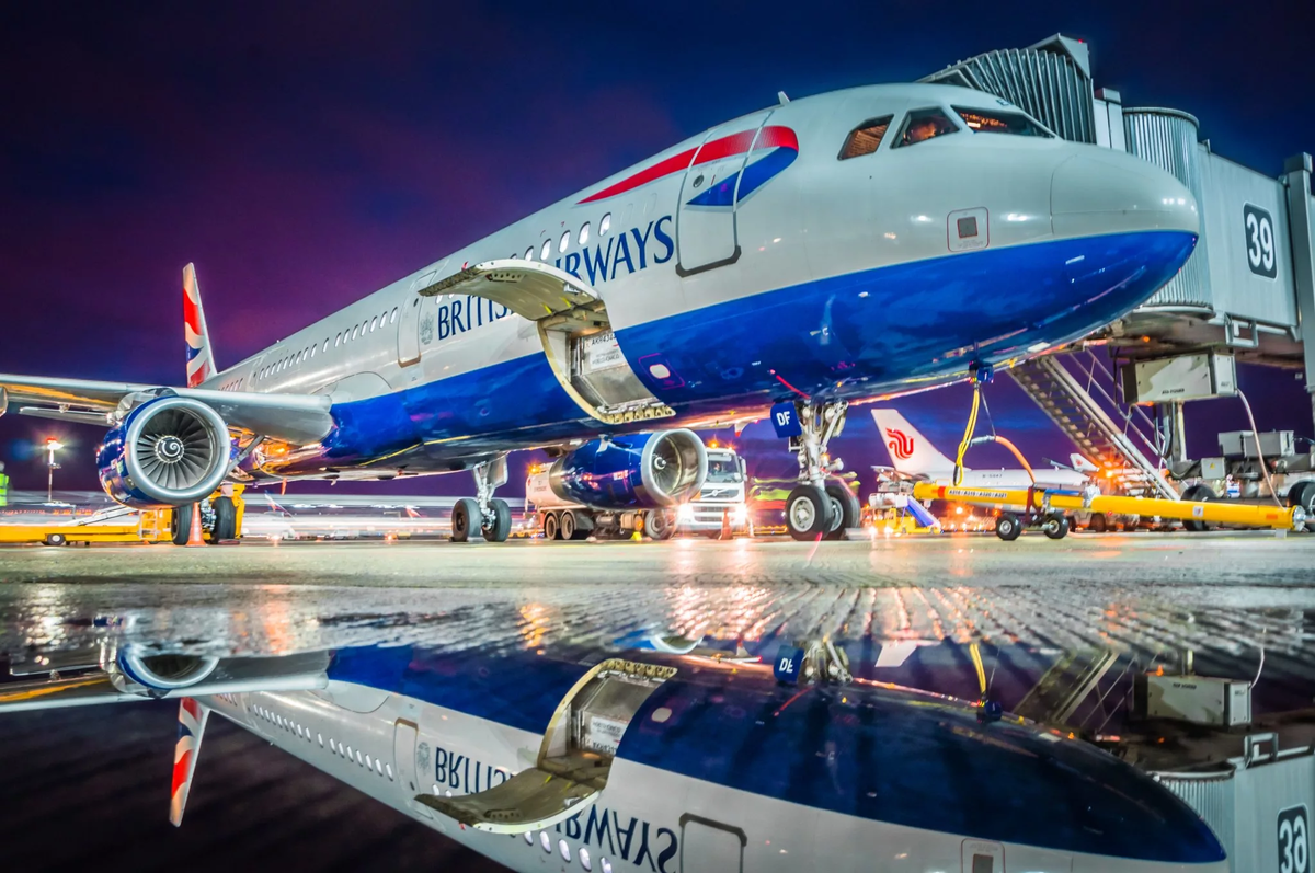 Moscow sheremetyevo airport. Аэропорт Шереметьево. АО «Международный аэропорт Шереметьево». Боинг аэропорт Шереметьево. Сво Аэро Шереметьево.