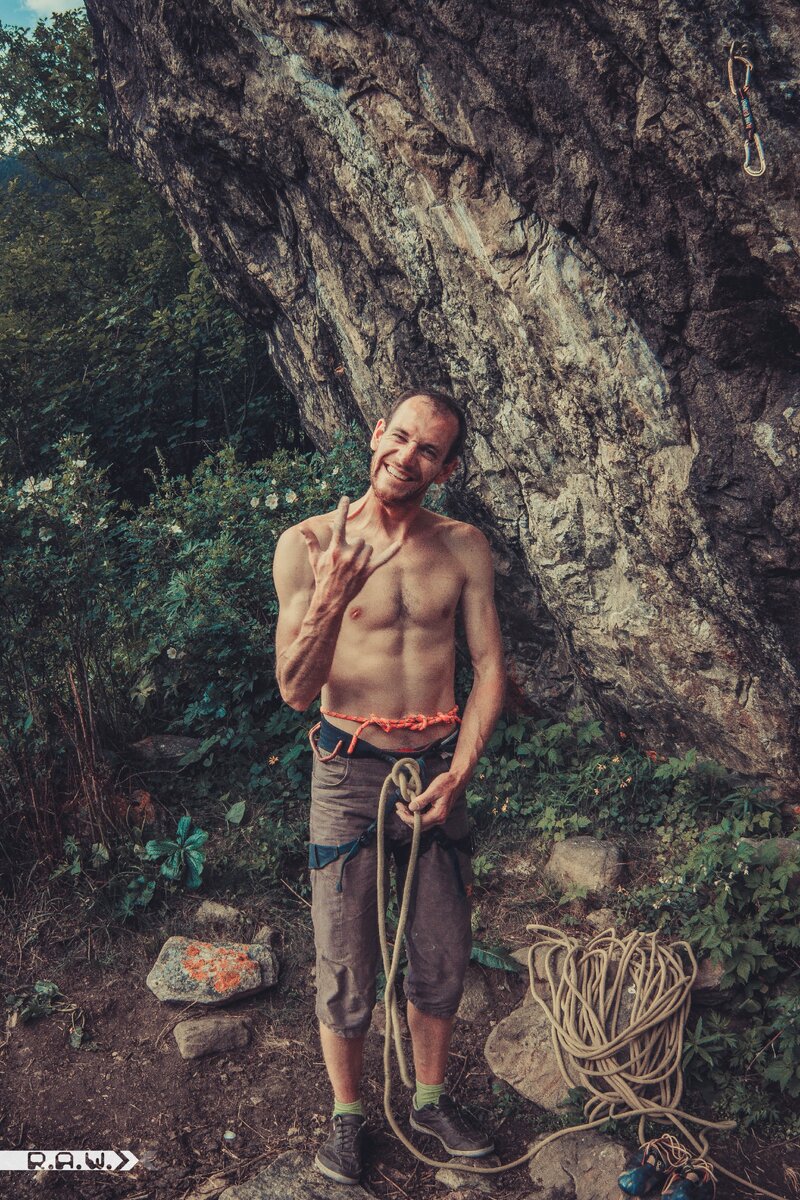 Это я, скала Некантуй, ущелье Адыл-су, Приэльбрусье, КБР