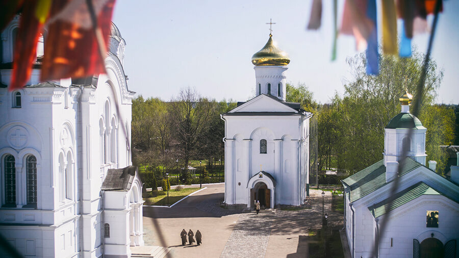 Спасо Ефросиниевский монастырь внутри