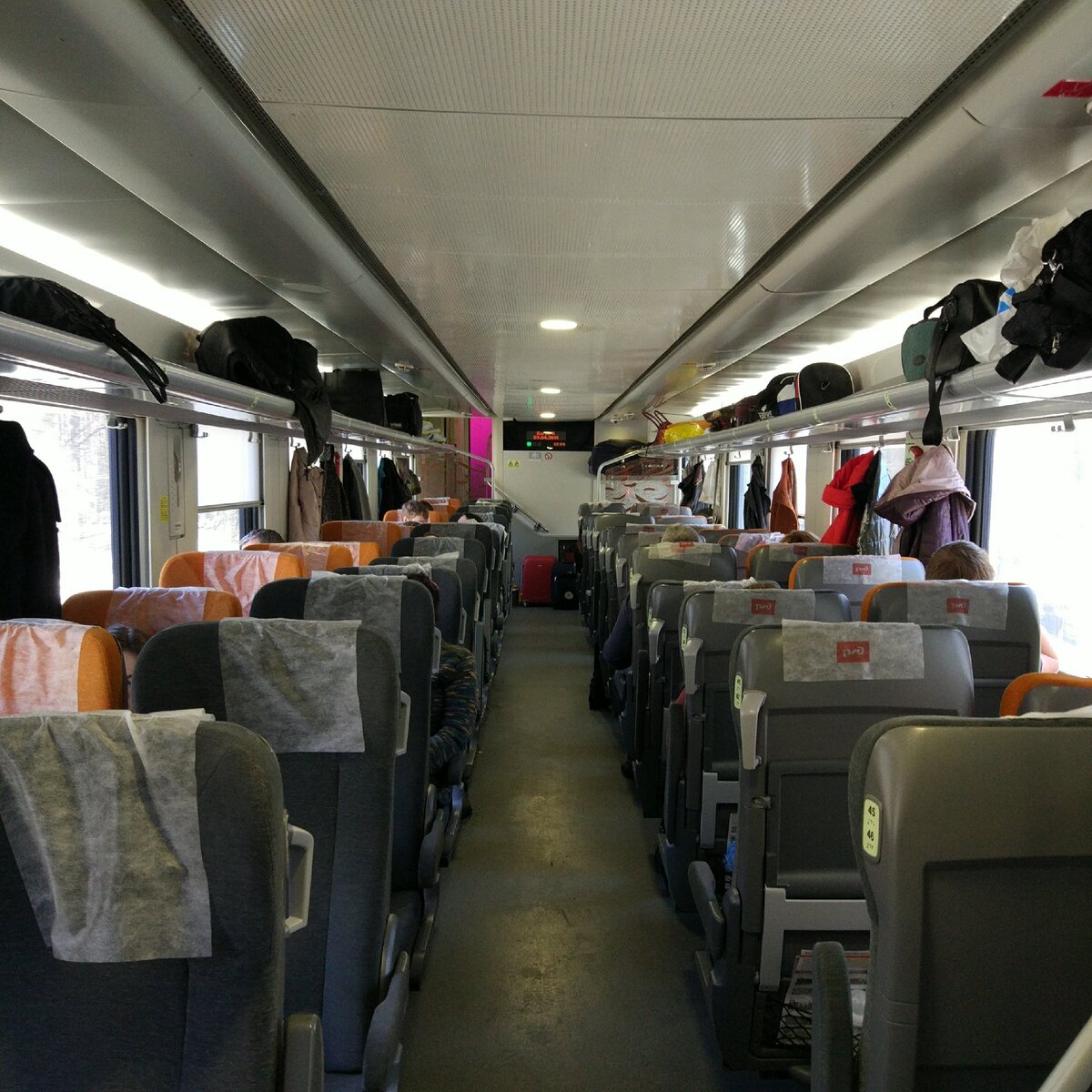 Согласны были ехать сутки сидя. Фото того автобуса нет, было не до фото.