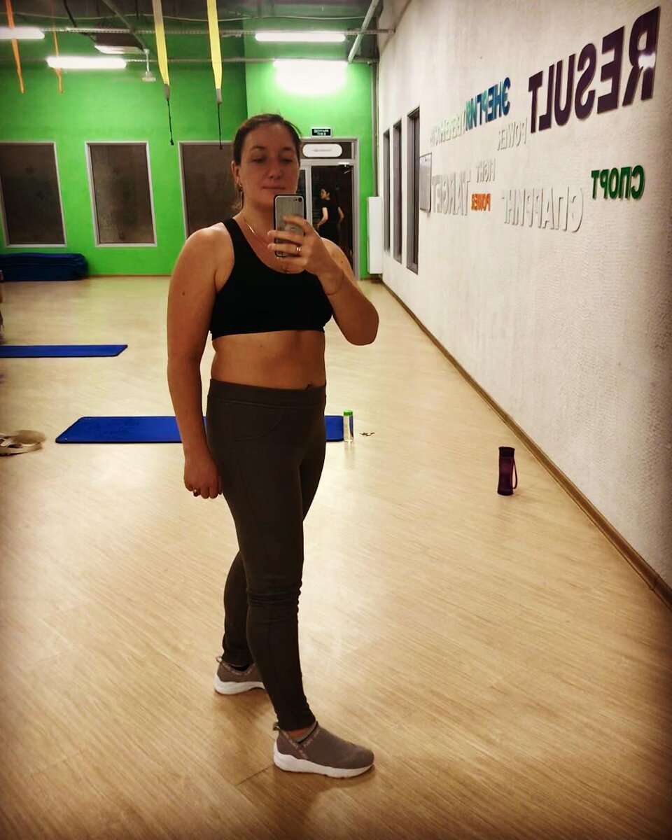 После победы над болезнью Елена занялась йогой и плаванием.