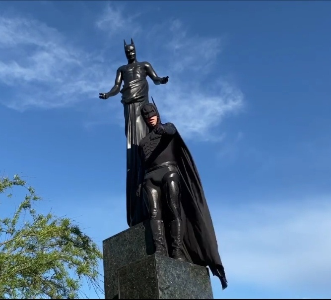 Максим Галкин в костюме БЭТМЕНА